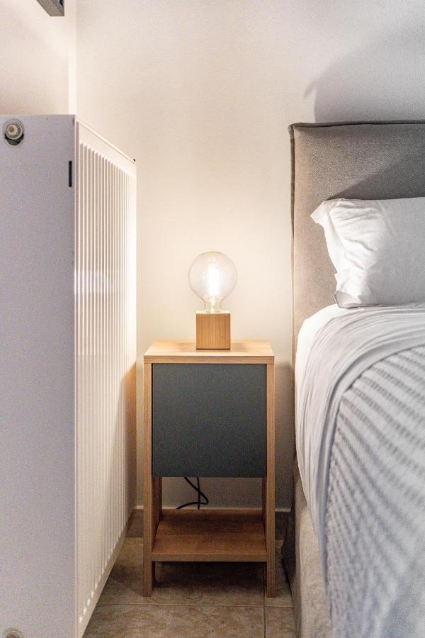 Per56 By Smart Cozy Suites - Right Next To The Metro - Parking - Available 24Hr 雅典 外观 照片