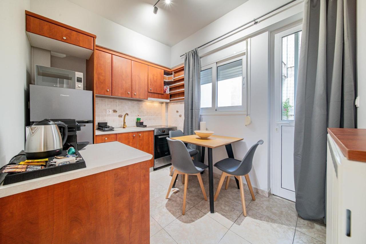 Per56 By Smart Cozy Suites - Right Next To The Metro - Parking - Available 24Hr 雅典 外观 照片