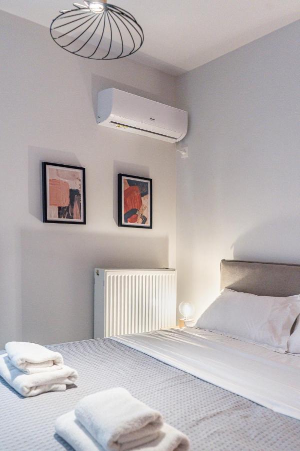 Per56 By Smart Cozy Suites - Right Next To The Metro - Parking - Available 24Hr 雅典 外观 照片