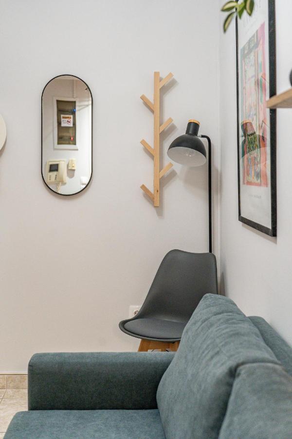 Per56 By Smart Cozy Suites - Right Next To The Metro - Parking - Available 24Hr 雅典 外观 照片